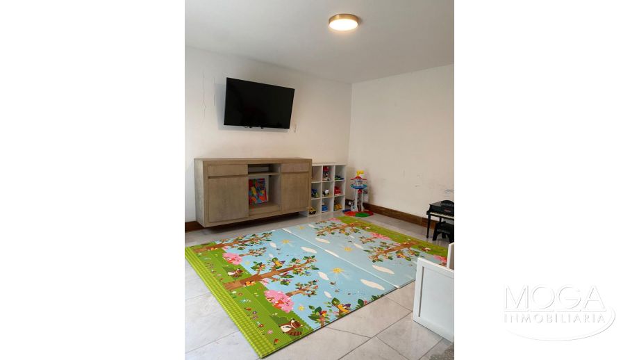 CUARTO DE JUEGOS Y TV
